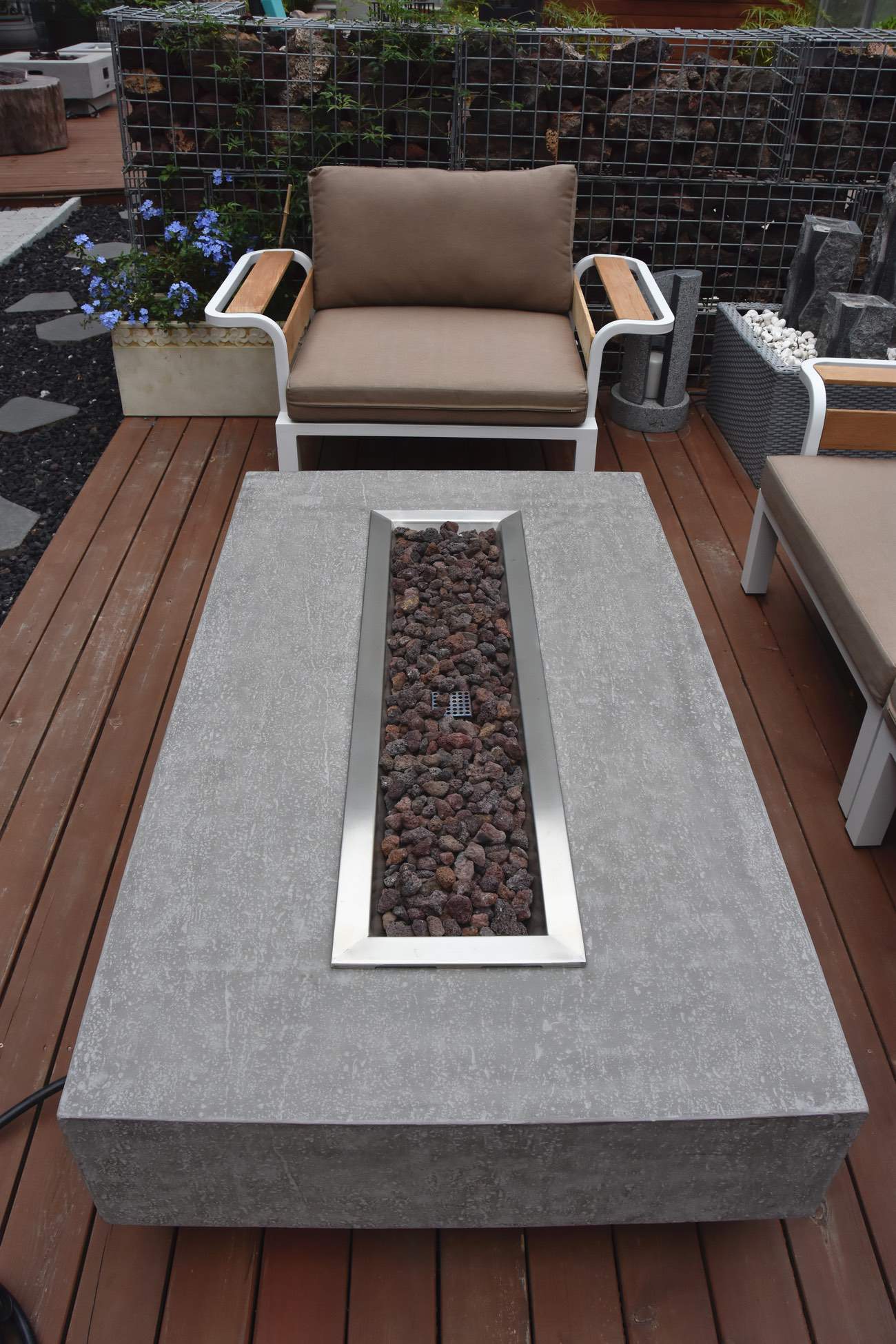 Elementi Hampton Cast Concrete Fire Table - OFG139 - Image 6