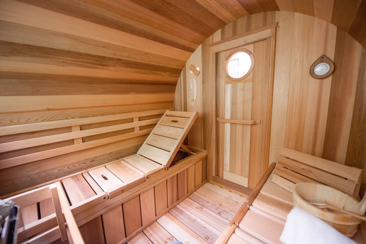 Outdoor Cedar Barrel Saunas - Image 5