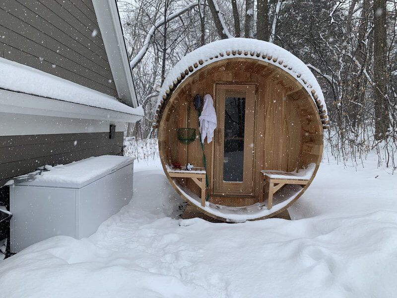 Outdoor Cedar Barrel Saunas - Image 3