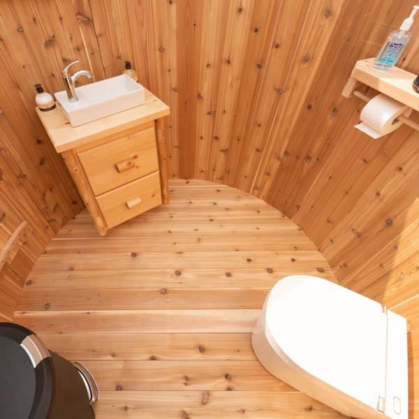 Leisurecraft Skylight Washroom/Shower Combo - Image 10